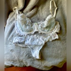 Victoria’s Secret Dream Angels bra and thing set 36D and size Medium. La…